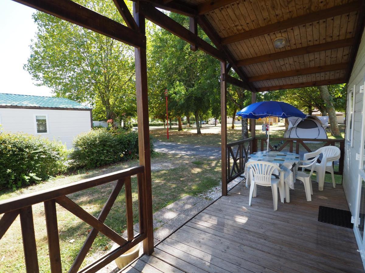 Camping Le Sorlut Cozes Exterior foto